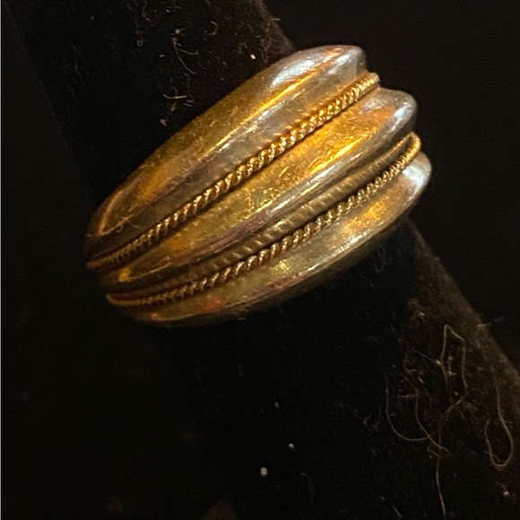 Tiffany & Co vintage Sterling Silver Dome Ring Size 5 - Picture 3 of 7